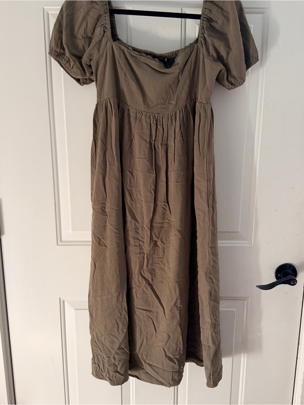 Forever 21 Olive Green Puff-Sleeve Midi Dress NWT size Large
